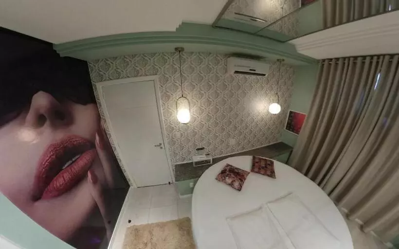 Motel Paradiso   Tapera