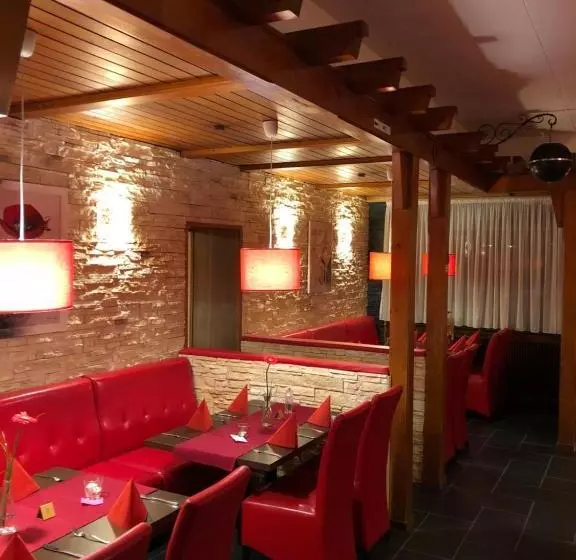 Majatalo Eiscafé   Pizzeria Antonio