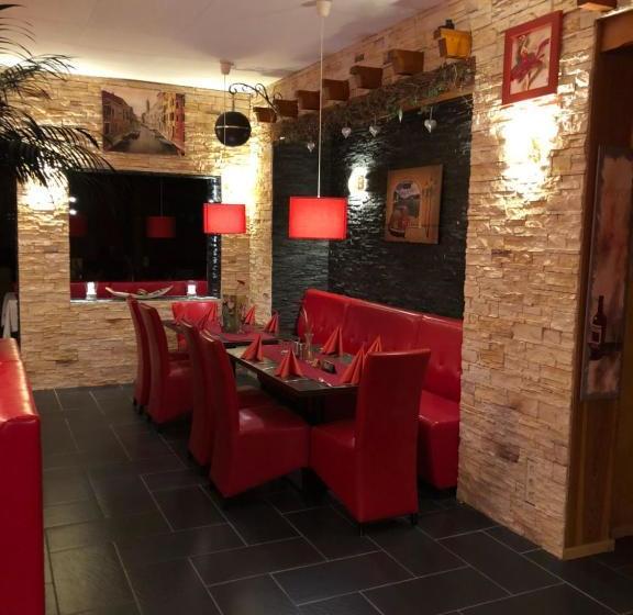 Пансион Eiscafé   Pizzeria Antonio