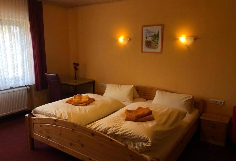 Пансион Eiscafé   Pizzeria Antonio