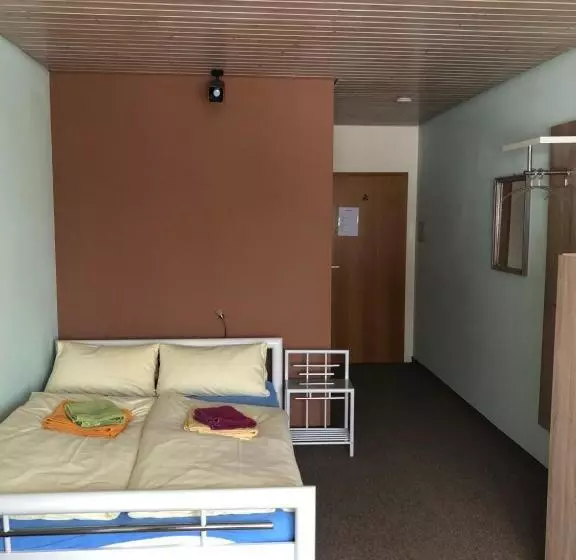 Majatalo Eiscafé   Pizzeria Antonio