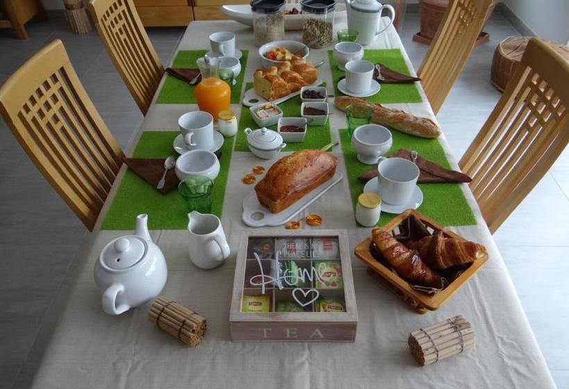 פנסיון Le Mas De L Escale