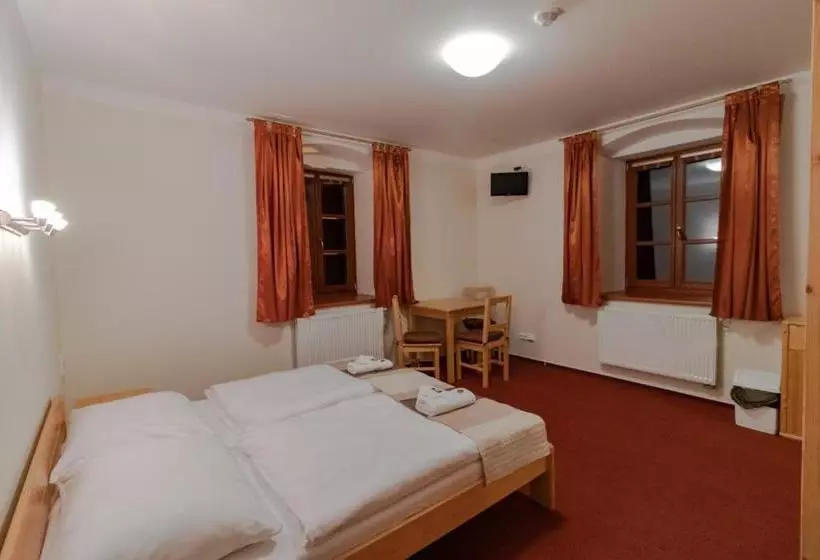 ペンション Penzion U řízků