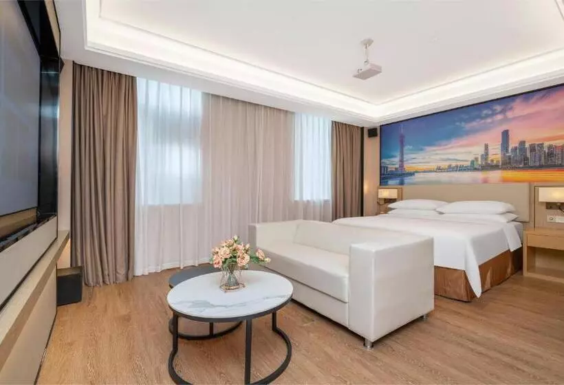 Vienna Hotel Shenzhen Longshen Subway Station