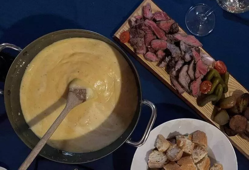 Auberge Pourvoirie Isle Aux Grues