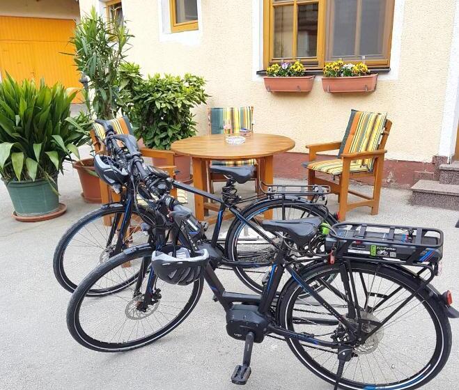 ユースホステル Gasthof Speneder