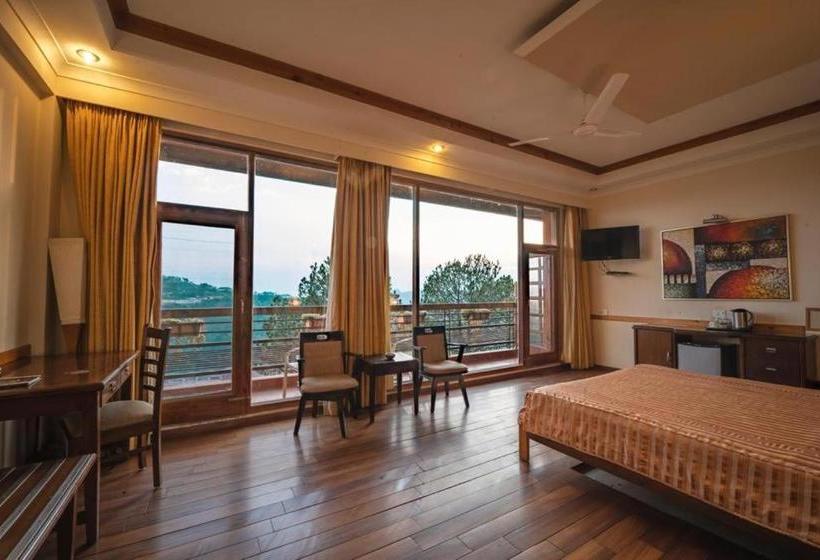 הוסטל Pine Drive Resort