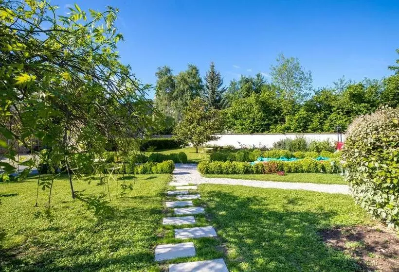 Aamiaismajoitus (B&B) Le Mariecalou