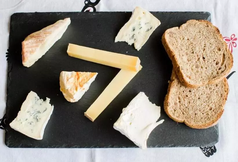 Aamiaismajoitus (B&B) Le Mariecalou