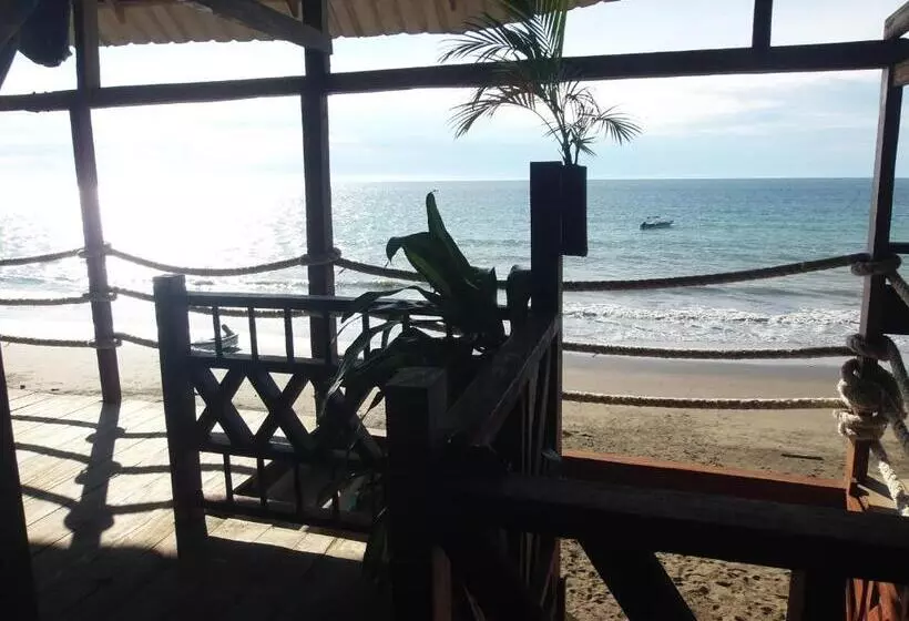 ホテル Cabañas Refugio Salomon