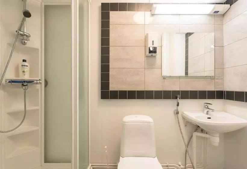 Hotelli Gasthaus Patruuna