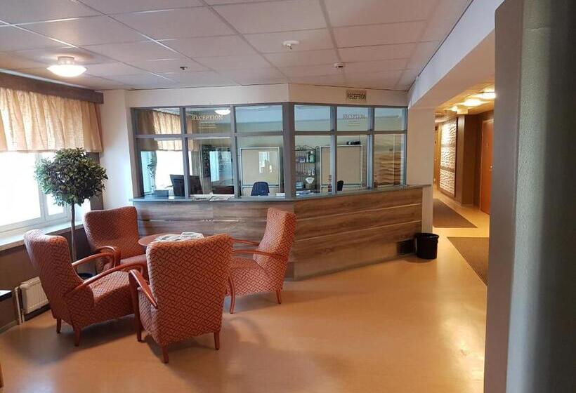 هتل Gasthaus Patruuna