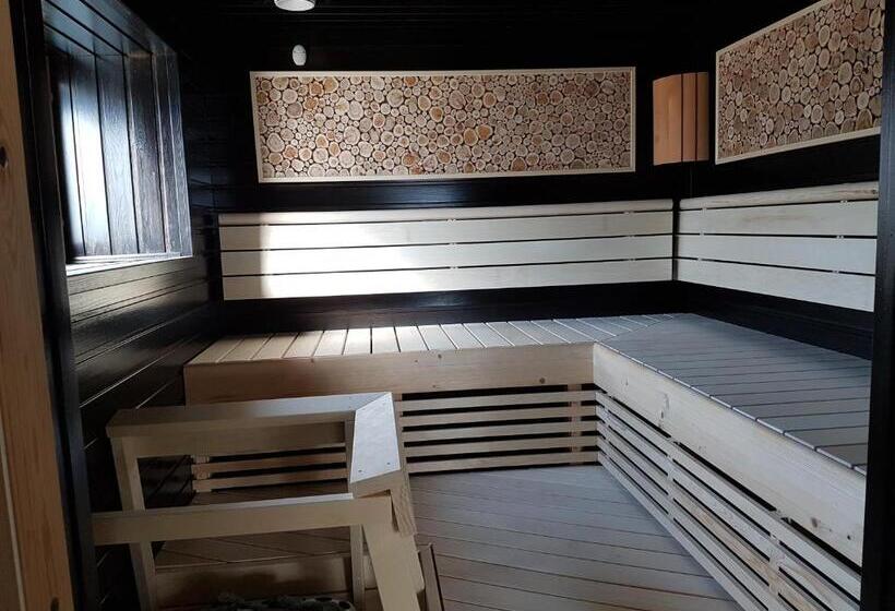 هتل Gasthaus Patruuna