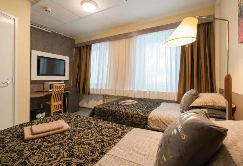 Hotelli Gasthaus Patruuna