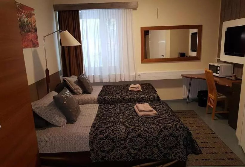 Hotelli Gasthaus Patruuna