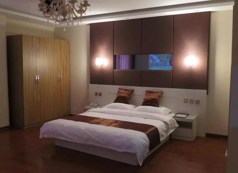 Hotelli Junyi  Hebei Hengshui Zaoqiang Daying Town Zhanqian Street