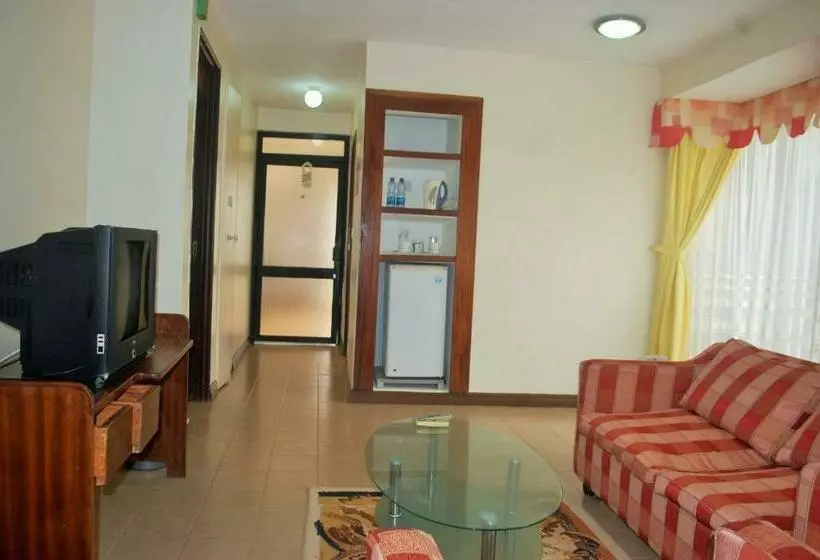 هتل North Coast Beach