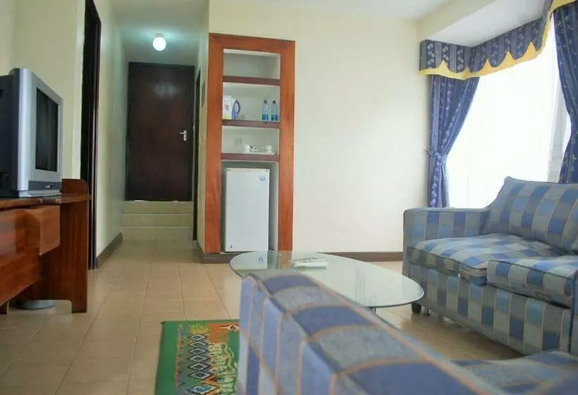 هتل North Coast Beach