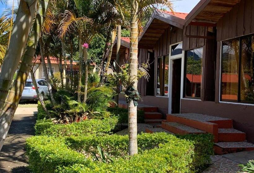 호텔 Palenque Tarrazu