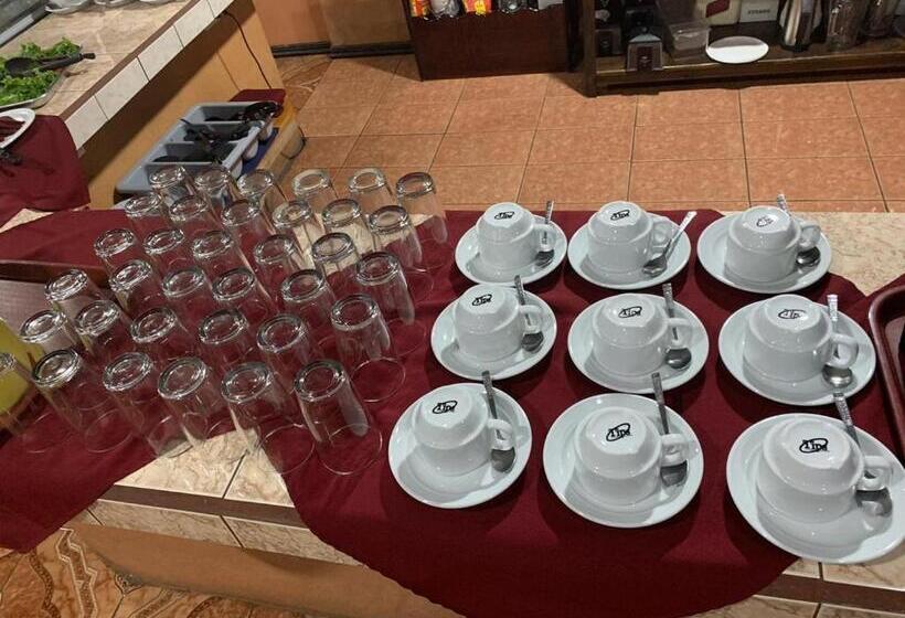 호텔 Palenque Tarrazu