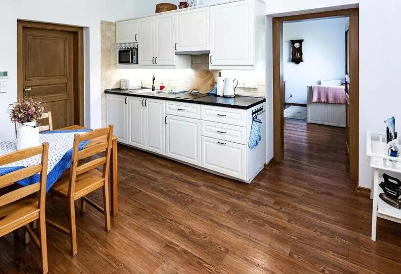 Majatalo Penzion Na Fojtství