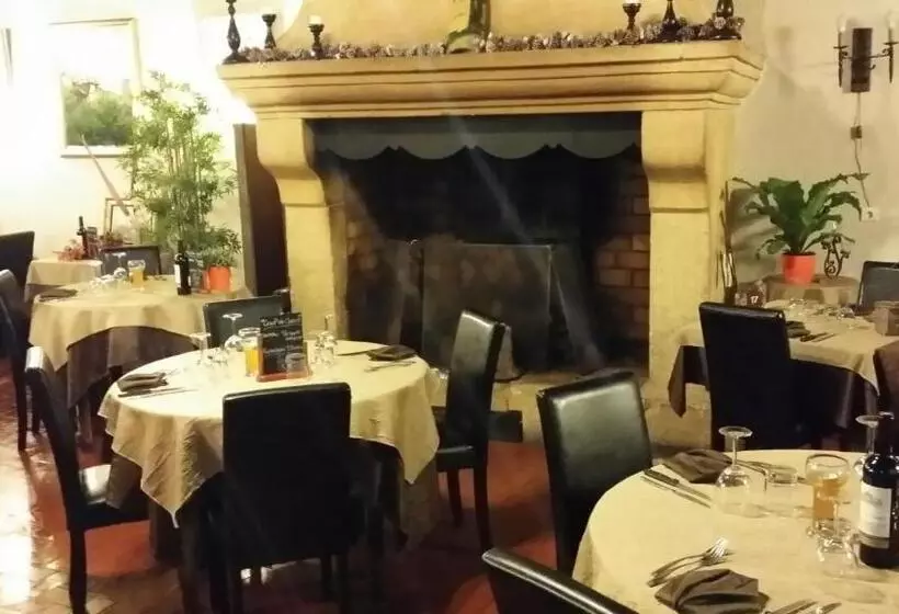 Auberge De Pachoquin