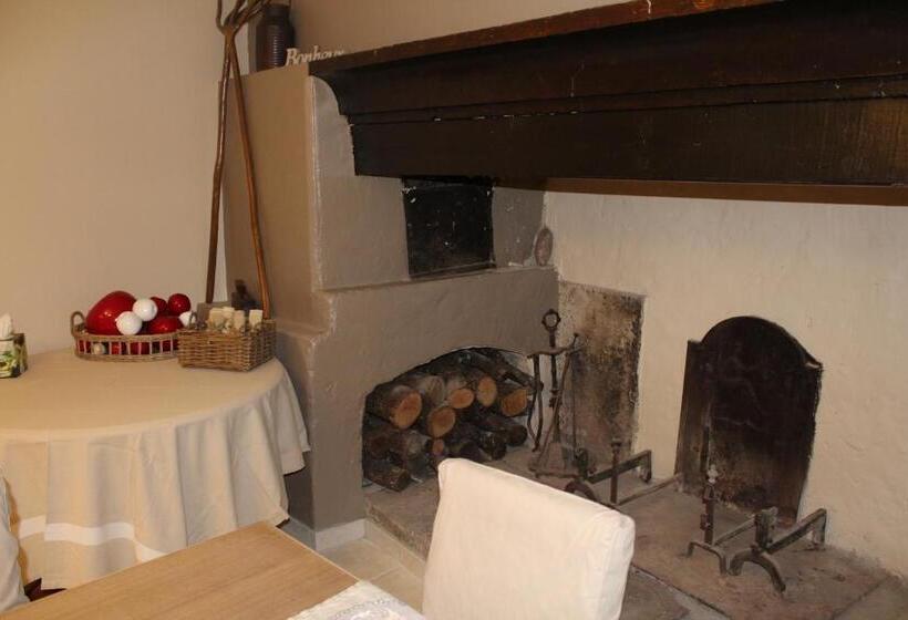 הוסטל Auberge De Pachoquin