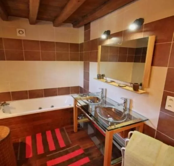 Aamiaismajoitus (B&B) Les Lavandières De Fontaine