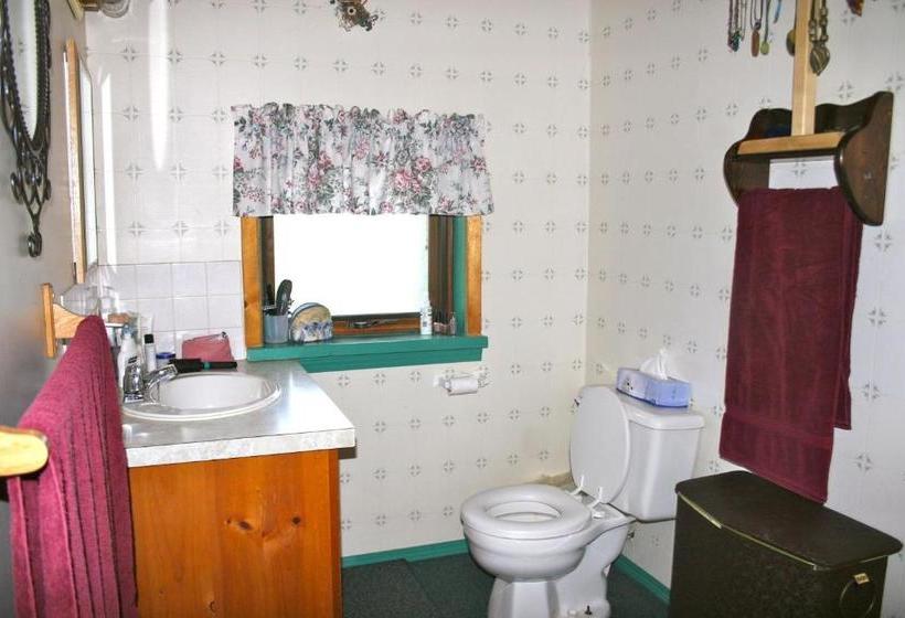 Dunphy's Bed And Breakfast