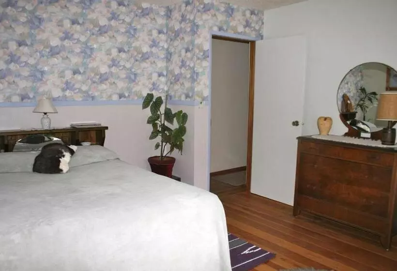 Dunphy's Bed And Breakfast