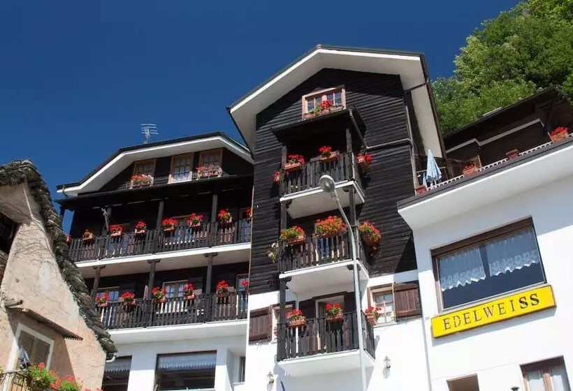 ホテル Edelweiss