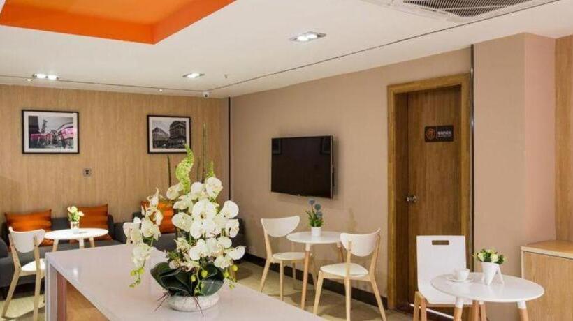 Iu Hotel Lvliang Xiaoyi Zhenxing Street Branch