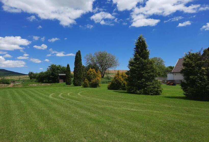 Megálló Wellness Panzió