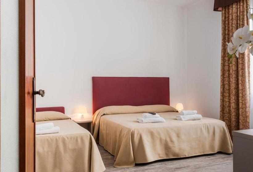 ペンション Affitta Camere Elena