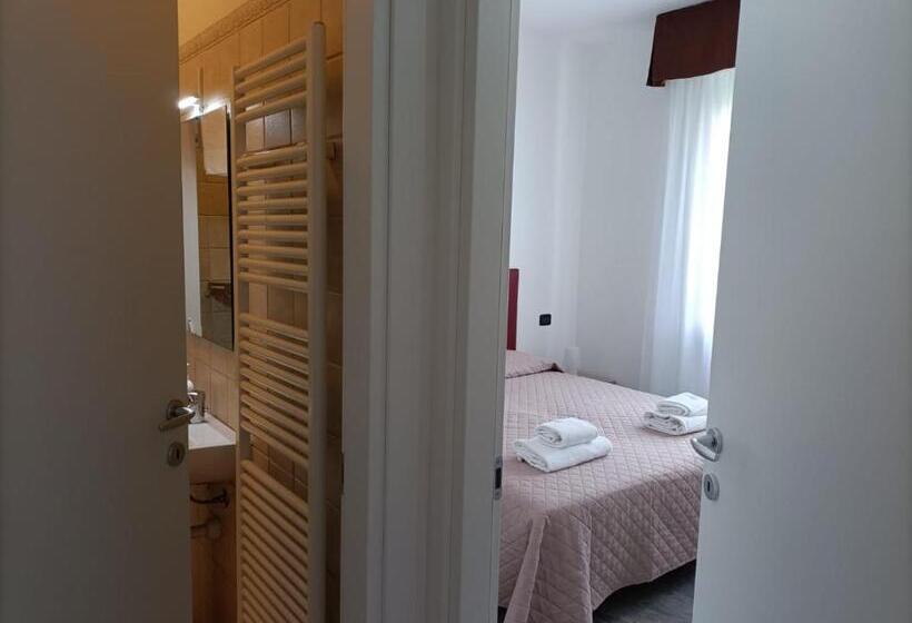 ペンション Affitta Camere Elena