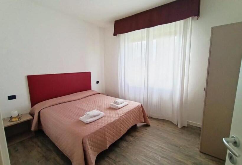 ペンション Affitta Camere Elena