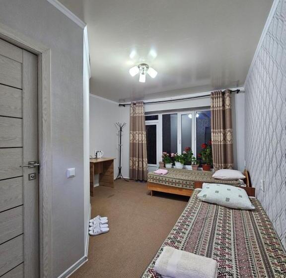 پانسیون Guest House Mira