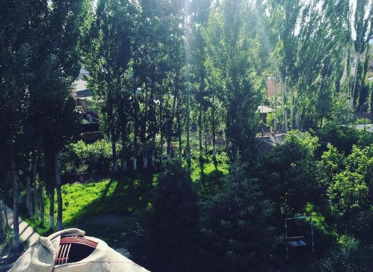 پانسیون Guest House Mira