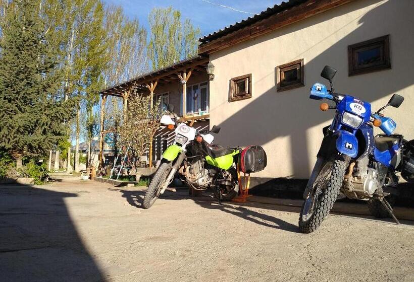 پانسیون Guest House Mira