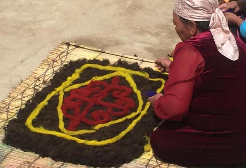 پانسیون Guest House Mira