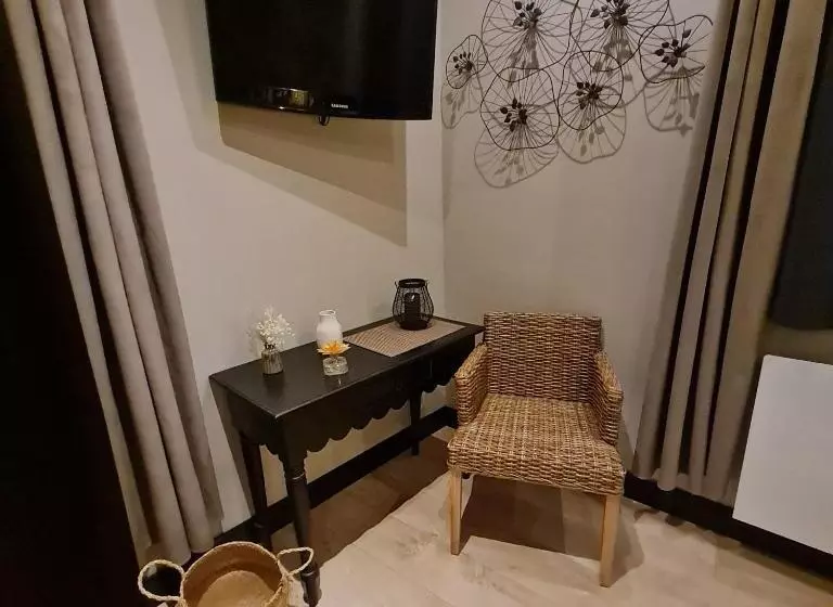 Majatalo Le Presbytère De Sévigny