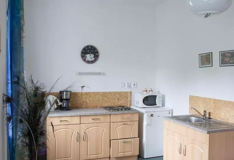 Majatalo Penzion Signum Laudis