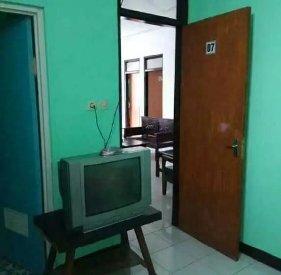 Pensione Teratai Putih