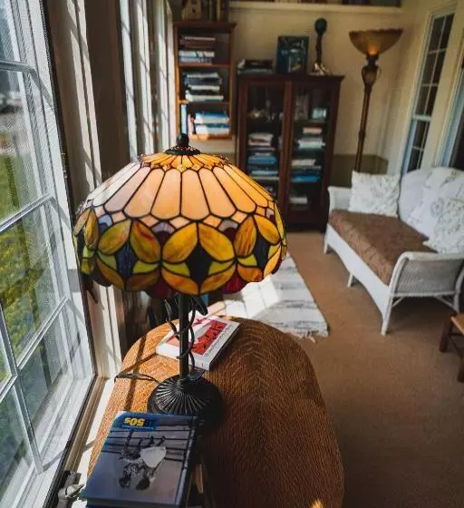 Yelton Manor Bed And Breakfast