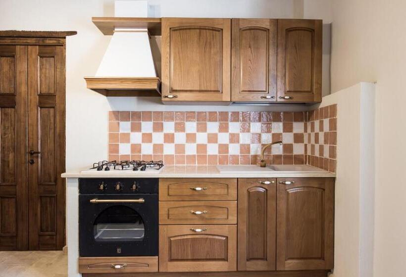 צימר Domus In Castro