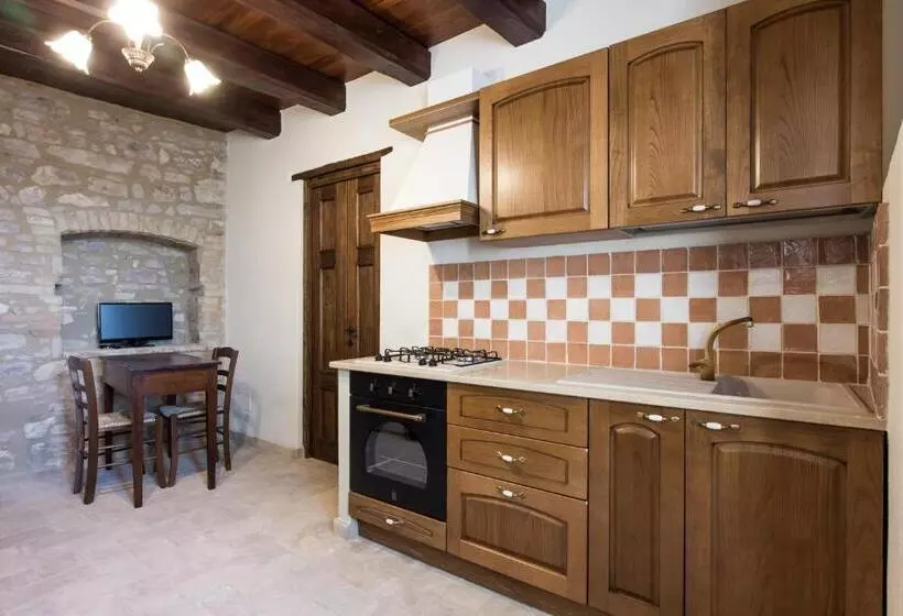 Aamiaismajoitus (B&B) Domus In Castro