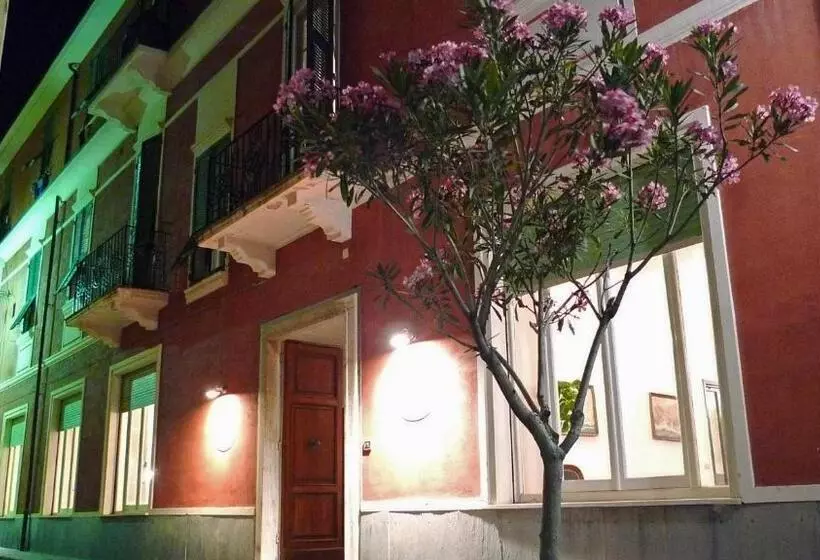 Hotelli Albergo Lungomare
