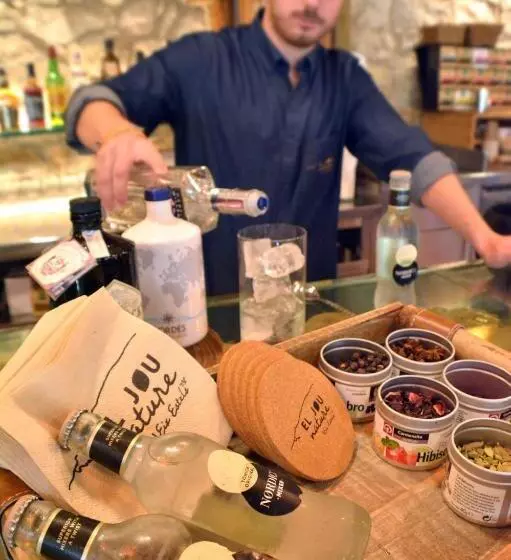 Hotelli El Jou Nature