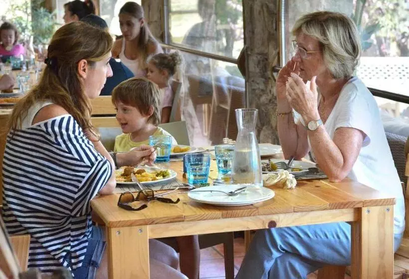 Hotelli El Jou Nature