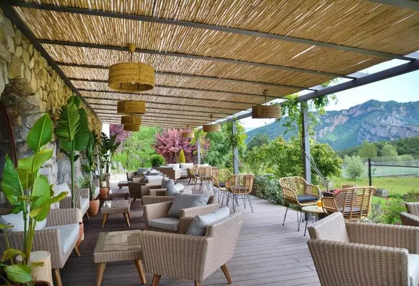 Hotelli El Jou Nature